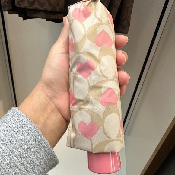 NWT - COACH Mini Umbrella In Signature Heart Print - Light Khaki Chalk- LAST One - Picture 4 of 8